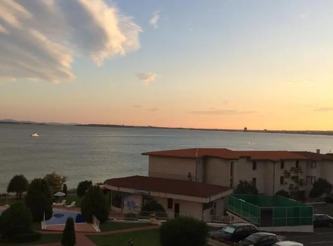 Sun Palace Свети-Влас