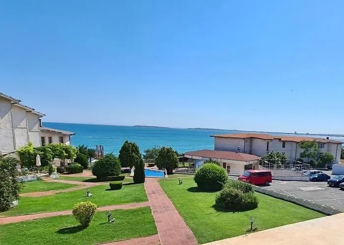Sun Palace Свети-Влас